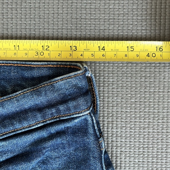 Everlane Jean - 29 (28 actual) - Picture 8 of 11
